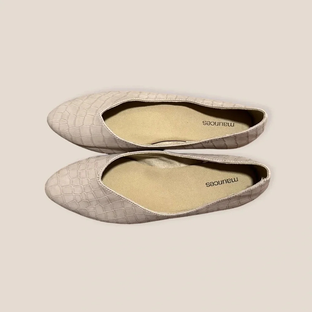 Maurices Tori Gray Textured Faux Leather Ballet Flats - Size 8 - Picture 4 of 5